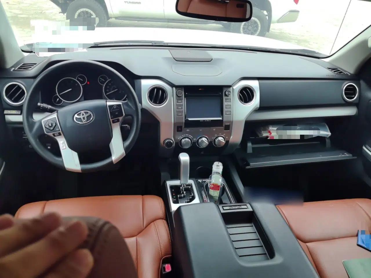 Toyota Tundra (Parallel Import) Tahoe 2013 5.7L Automatic 5-Seater — миниатюра 9