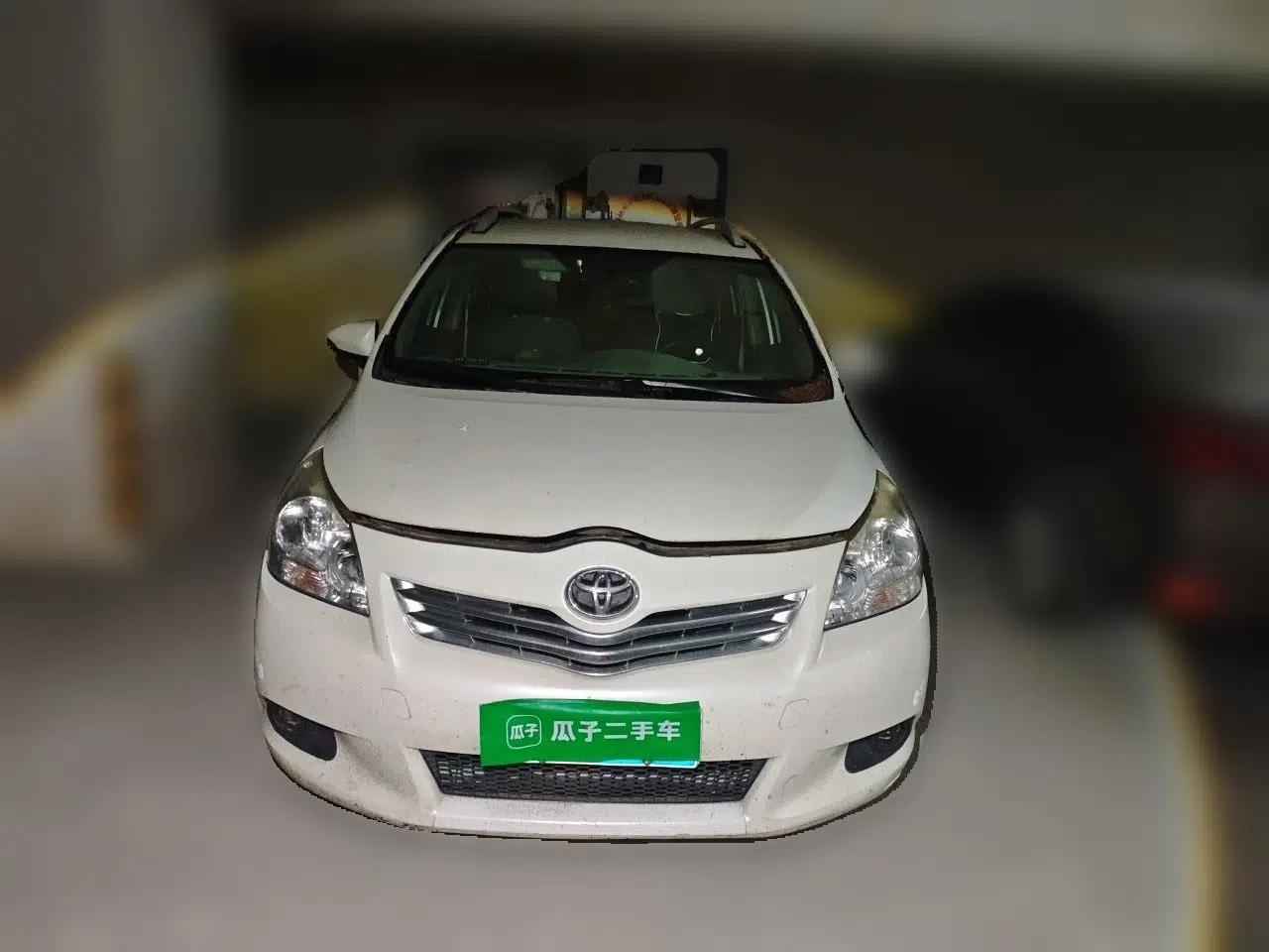 Toyota Verso 2014 Starlight 180E CVT Elite Edition — миниатюра 2