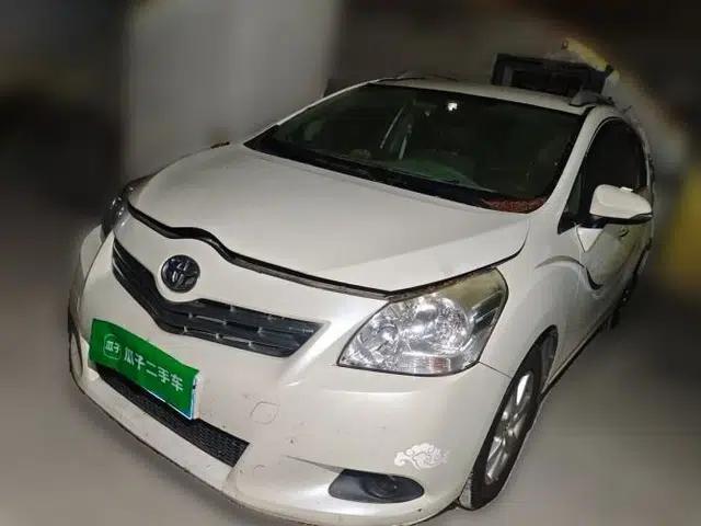 Toyota Verso 2014 Starlight 180E CVT Elite Edition
