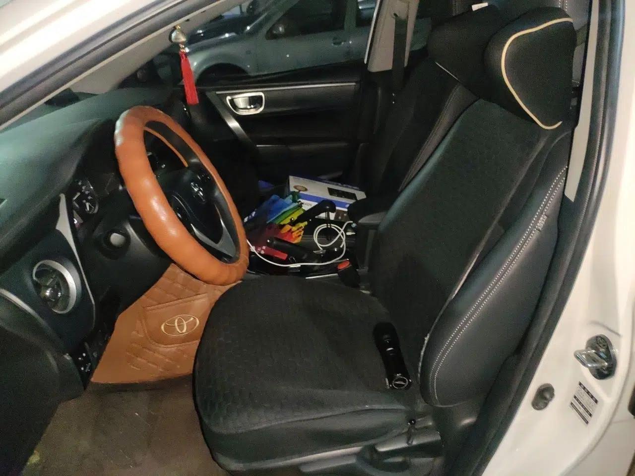 Toyota Corolla Hybrid E+ 2019 1.8L E-CVT Pioneer Edition — миниатюра 15