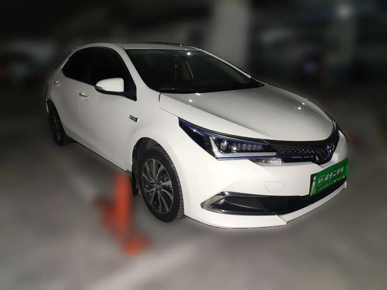 Toyota Corolla Hybrid E+ 2019 1.8L E-CVT Pioneer Edition — миниатюра 3