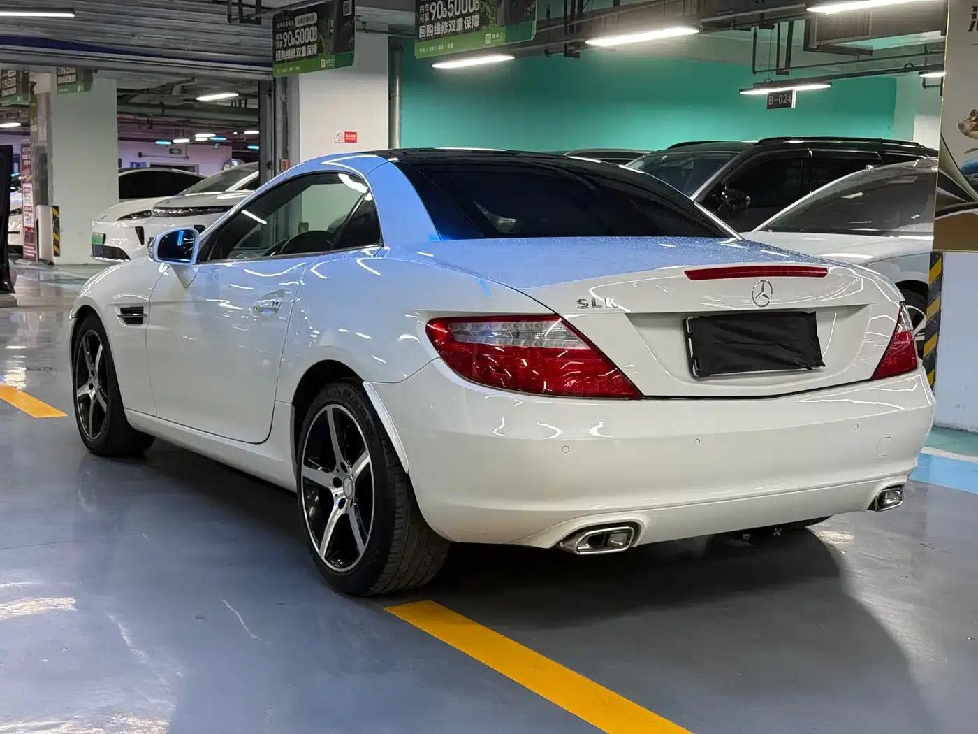 Mercedes-Benz SLK-Class 2011 SLK 200 Fashion Edition — миниатюра 15