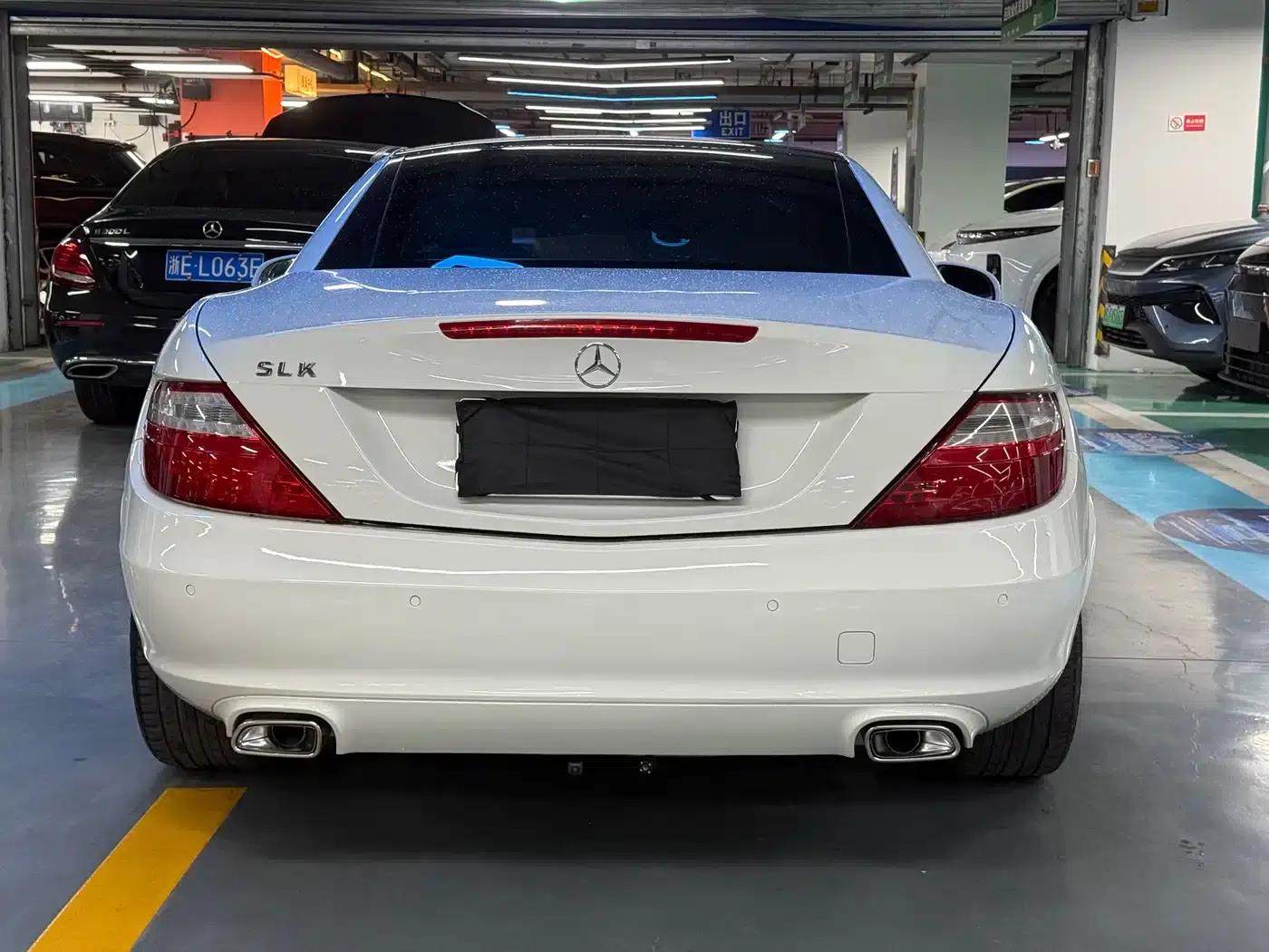 Mercedes-Benz SLK-Class 2011 SLK 200 Fashion Edition — миниатюра 16