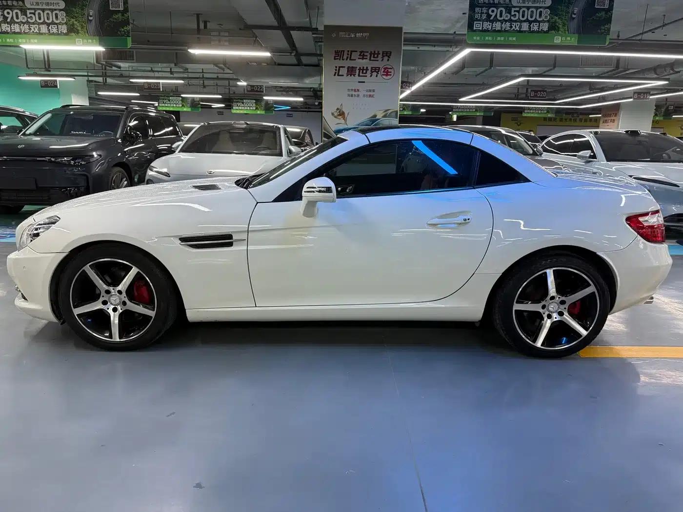 Mercedes-Benz SLK-Class 2011 SLK 200 Fashion Edition — миниатюра 4