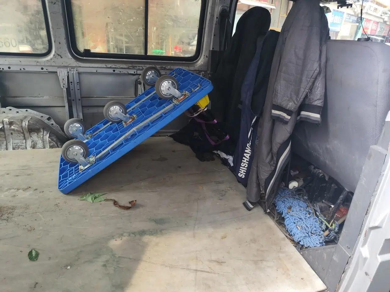 Ford Classic Transit 2.8T diesel, manual transmission, 6 seats — миниатюра 17