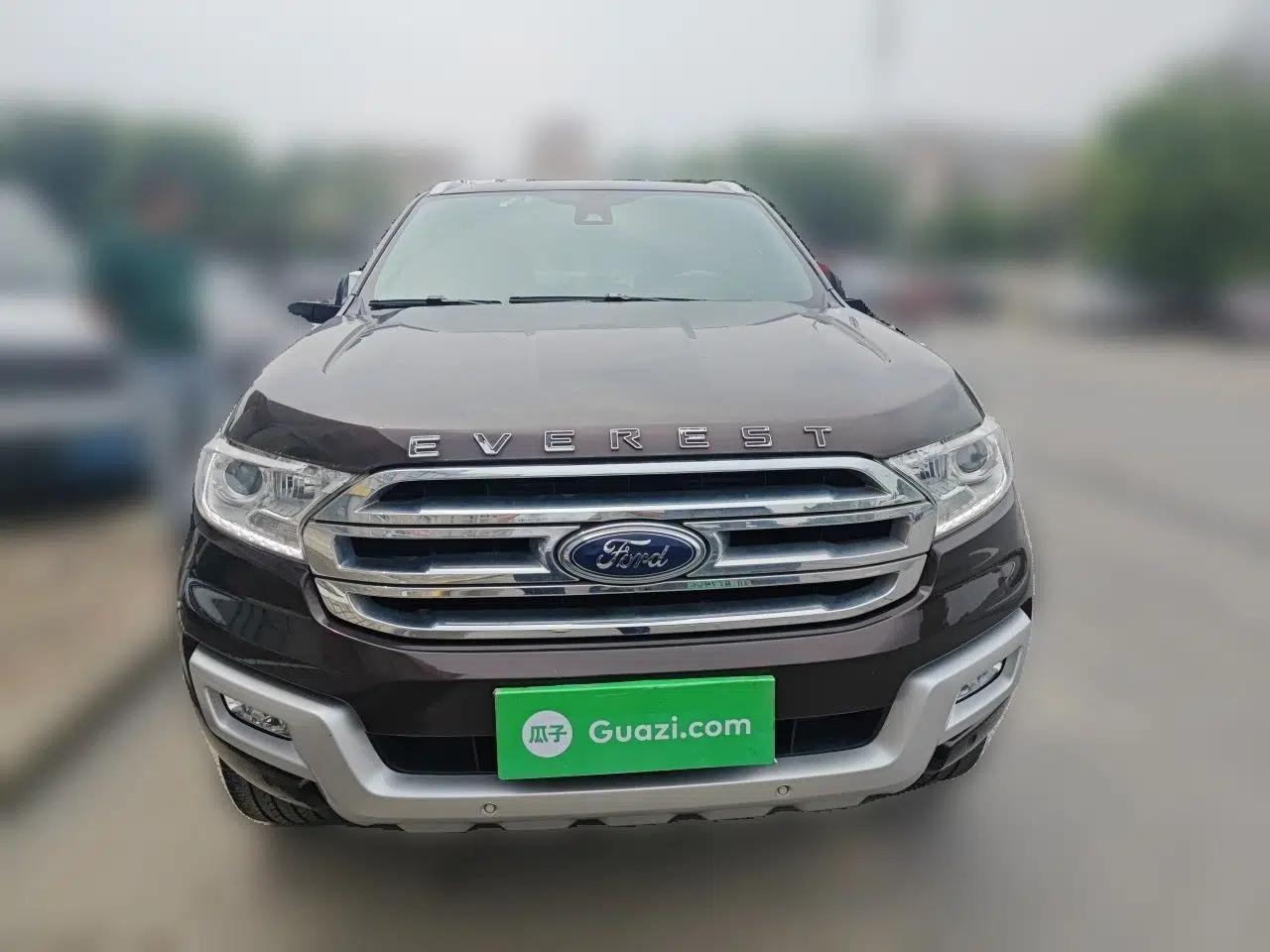 Ford Everest 2017 2.0T Gasoline Automatic 4x4 Flagship Edition 7 Seats — миниатюра 2