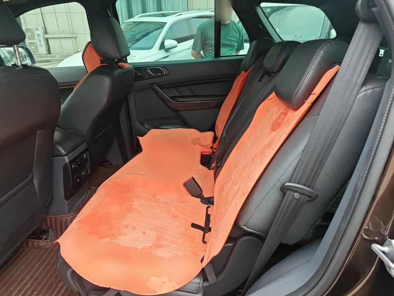 Ford Everest 2017 2.0T Gasoline Automatic 4x4 Flagship Edition 7 Seats — миниатюра 17