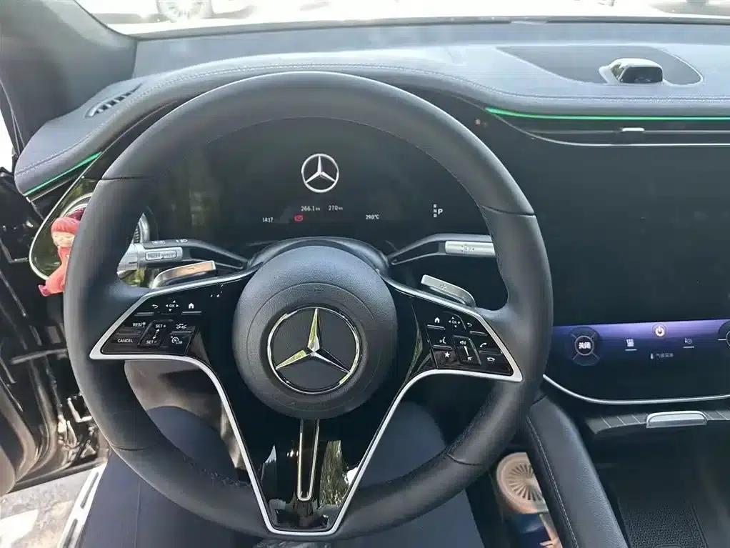 Mercedes-Benz EQS SUV 2025 500 4MATIC — миниатюра 3