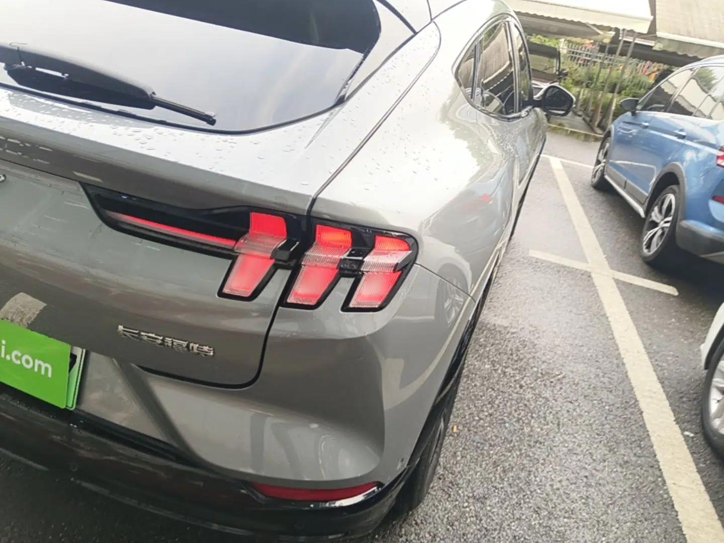 Ford Mustang Mach-E 2021 AION Y Plus Rear-Drive Luxury Edition (Long Range) — миниатюра 9