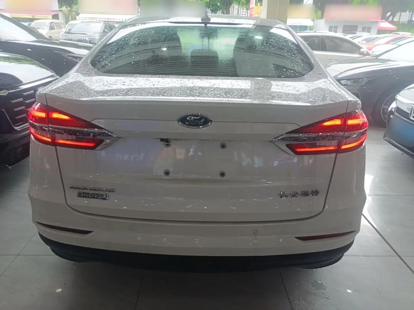 Ford Mondeo New Energy 2018 2.0 PHEV Smart-Controlled Fashion Edition China V Standard — миниатюра 5