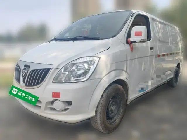 Foton MP-X E Foton Montpark E, 2.0-liter manual transmission, gasoline-powered, two-seater, for cargo use.