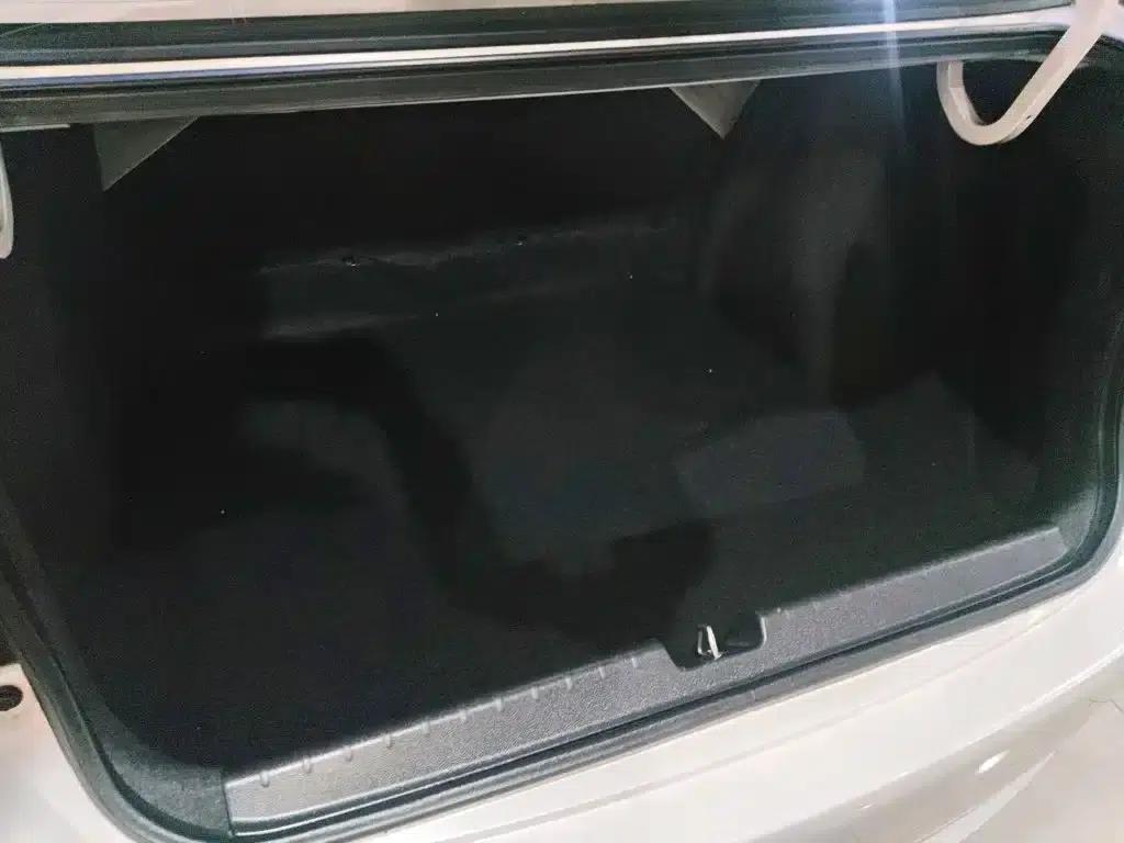 2016 Honda Greiz 1.5L CVT Classic Edition — миниатюра 13