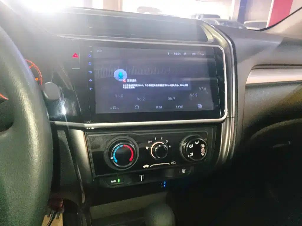 2016 Honda Greiz 1.5L CVT Classic Edition — миниатюра 9