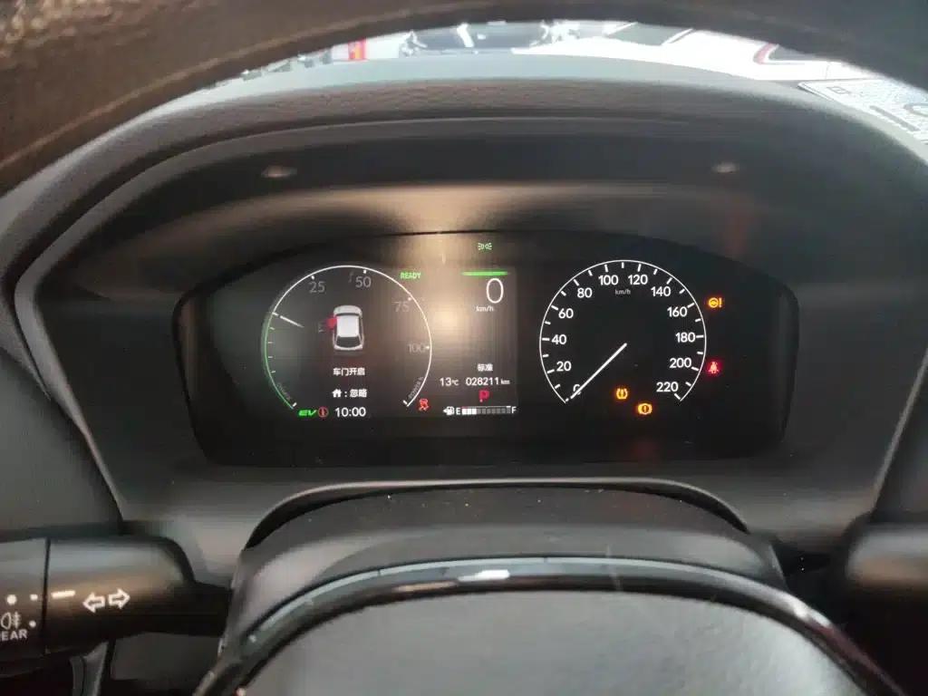 Honda HR-V 2023 2.0L e:HEV Dynamic Edition — миниатюра 12