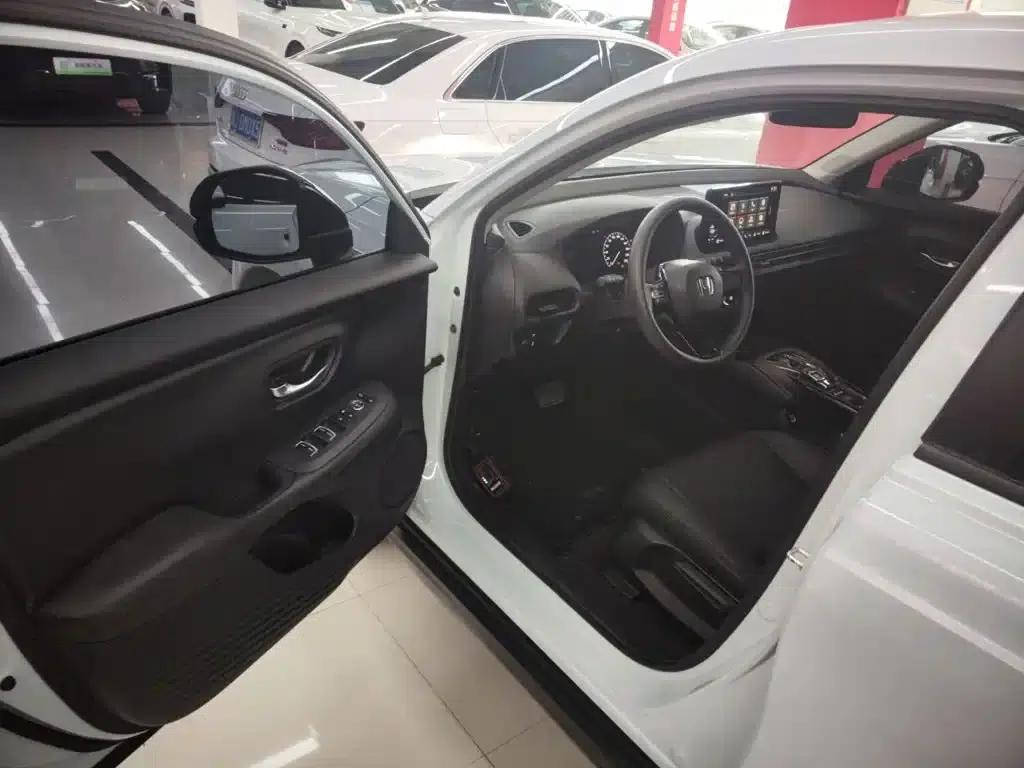 Honda HR-V 2023 2.0L e:HEV Dynamic Edition — миниатюра 16