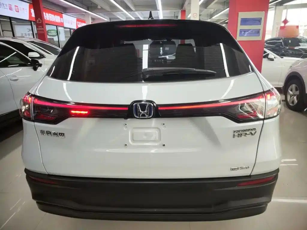 Honda HR-V 2023 2.0L e:HEV Dynamic Edition — миниатюра 6