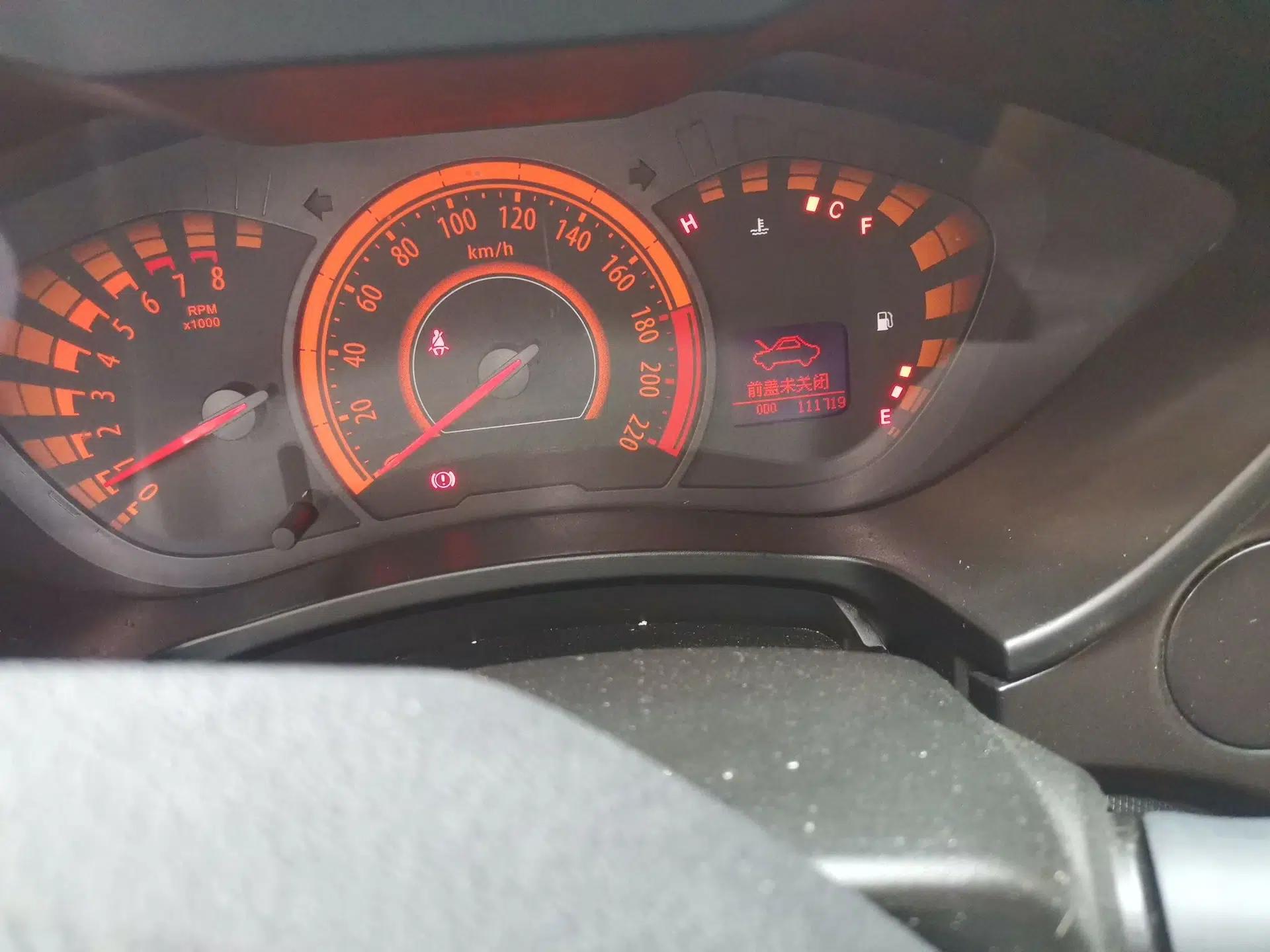 GAC Trumpchi GA3 2013 1.6L Manual Elite Edition — миниатюра 12