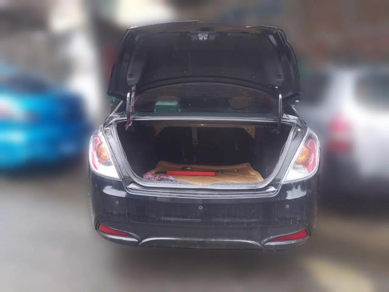 GAC Trumpchi GA3 2013 1.6L Manual Elite Edition — миниатюра 19