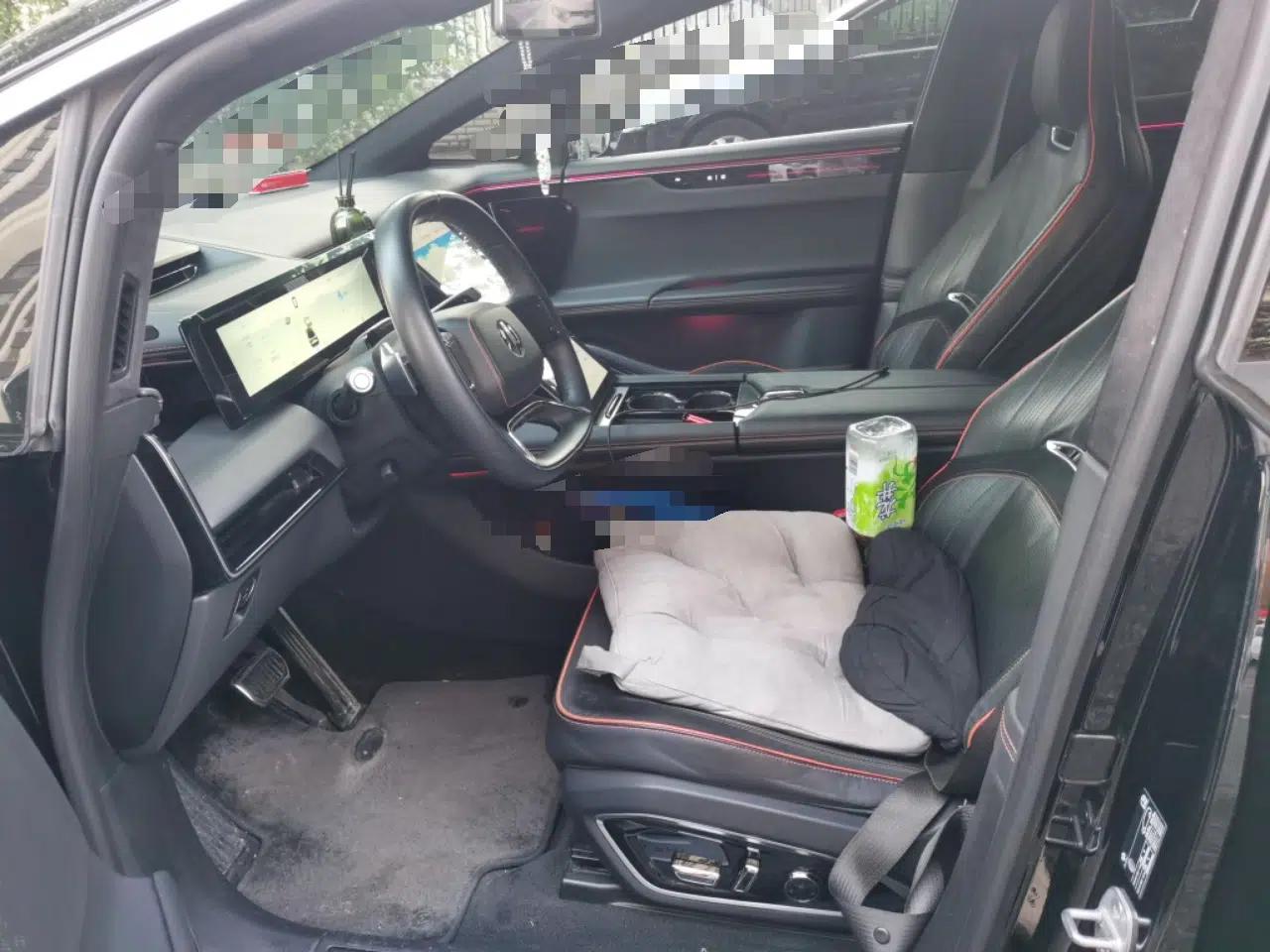 HiPhi X 2021 Flagship Edition 6-Seater — миниатюра 15