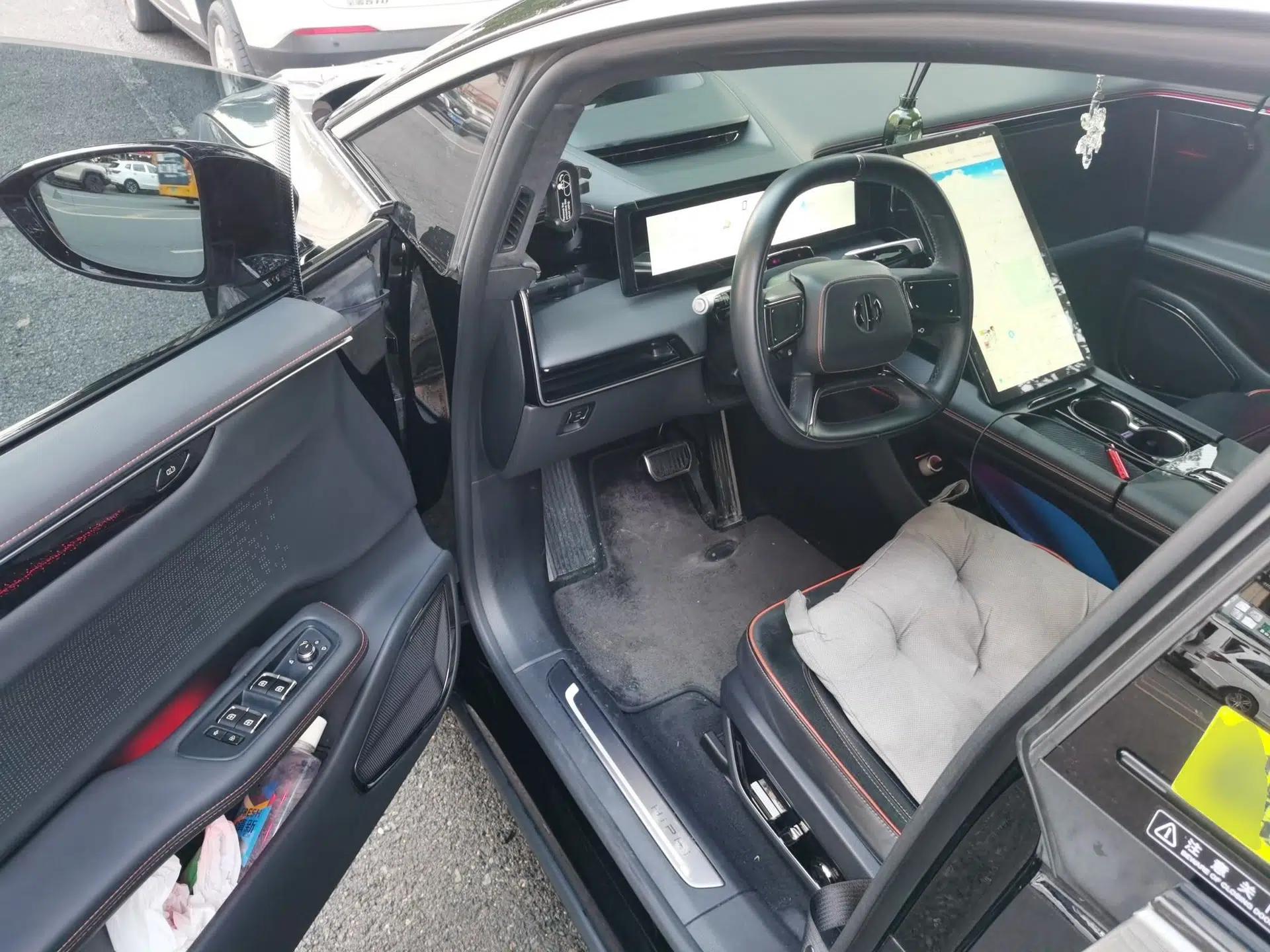 HiPhi X 2021 Flagship Edition 6-Seater — миниатюра 16
