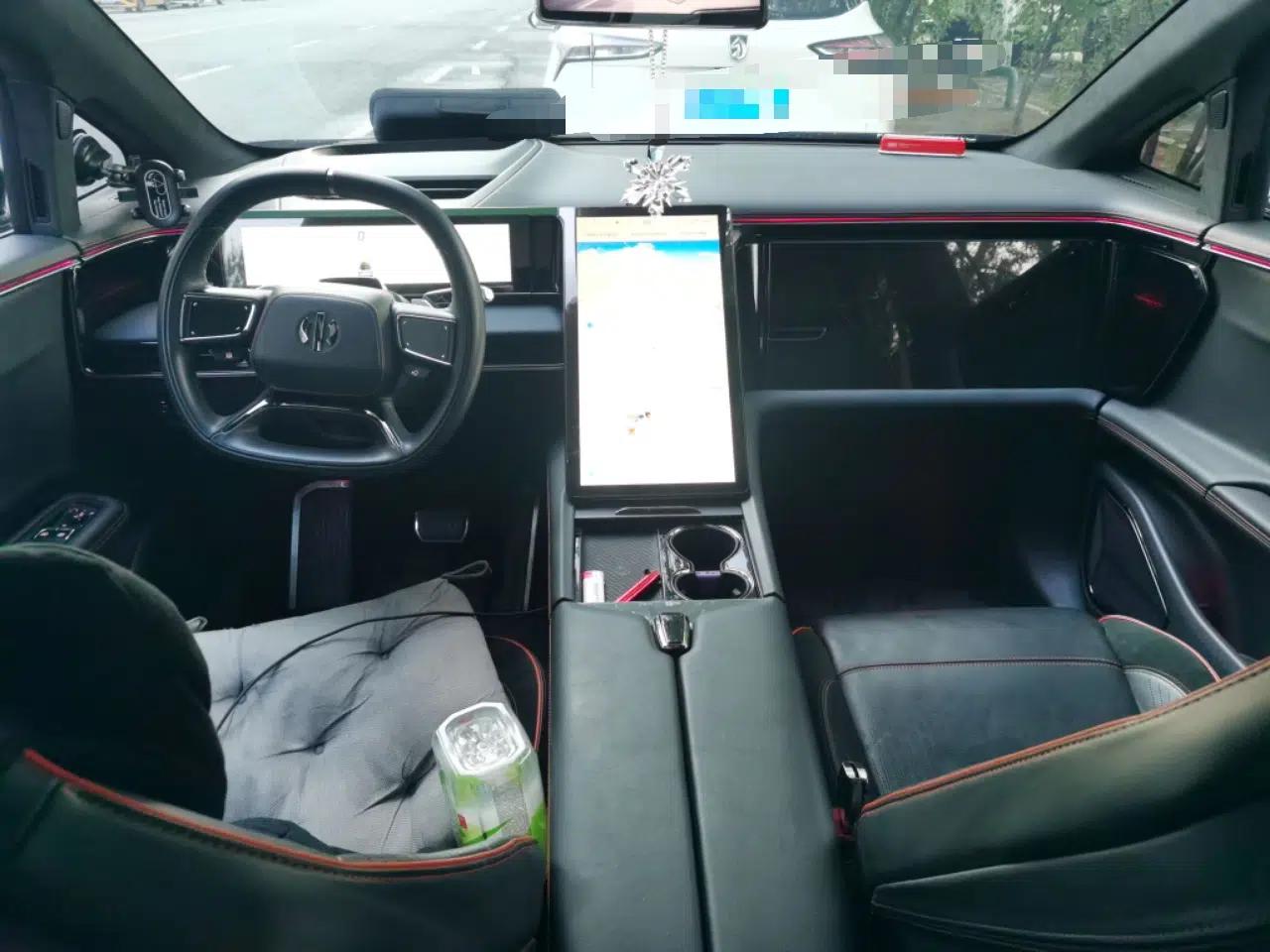 HiPhi X 2021 Flagship Edition 6-Seater — миниатюра 9