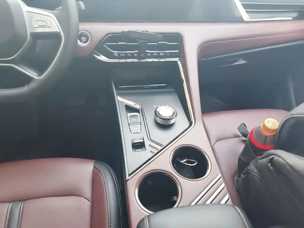 Sihao X8 PLUS 2023 1.5TGDI DCT Smart Edition 7-seater — миниатюра 14