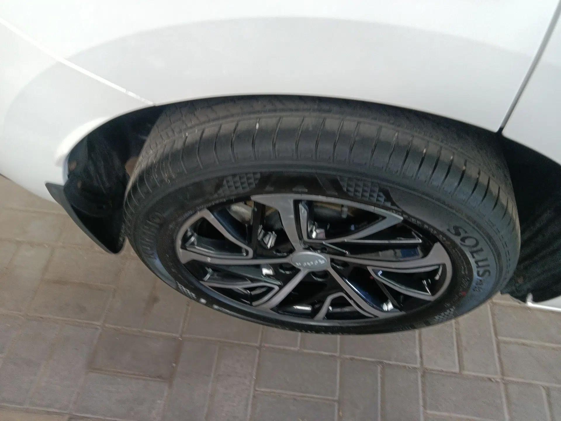 Haval JOLION 2021 1.5T Automatic Four-Door Version — миниатюра 11
