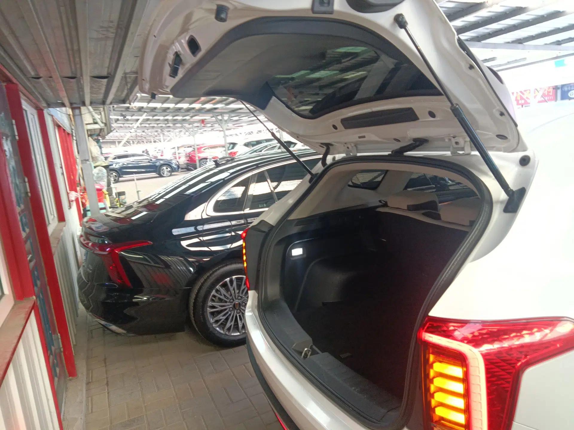 Haval JOLION 2021 1.5T Automatic Four-Door Version — миниатюра 22
