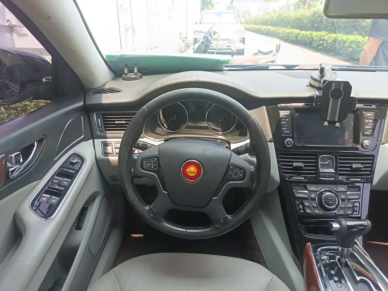Hongqi H7 2013 3.0L Prestige Model — миниатюра 10