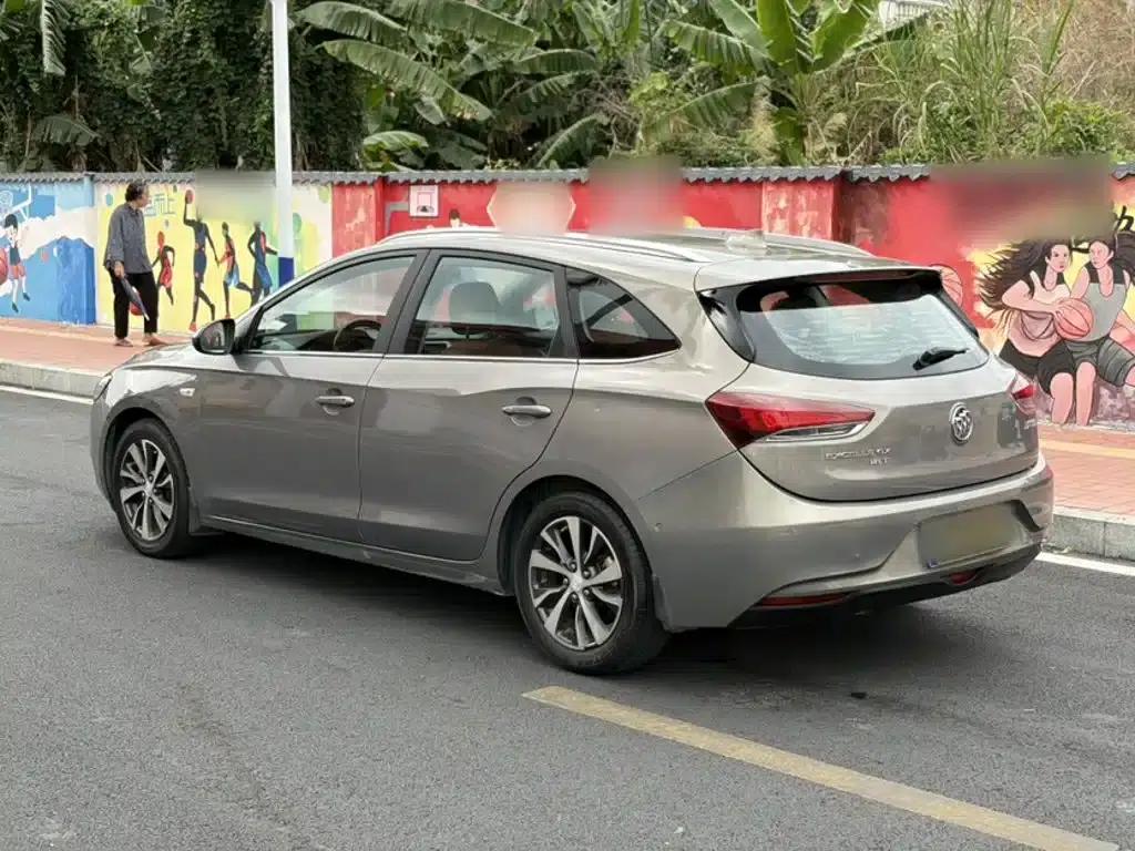 Buick Verano 2018 18T Automatic Flagship — миниатюра 11