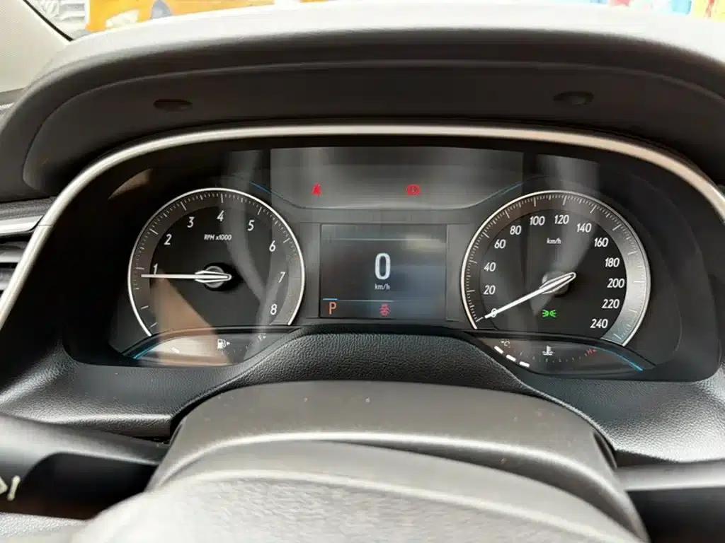 Buick Verano 2018 18T Automatic Flagship — миниатюра 8
