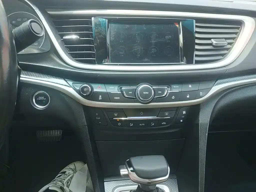 Buick Verano 2018 18T Automatic Flagship — миниатюра 9