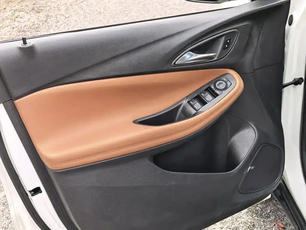 Encore GX 2022 332T CVT 2WD Luxury — миниатюра 16