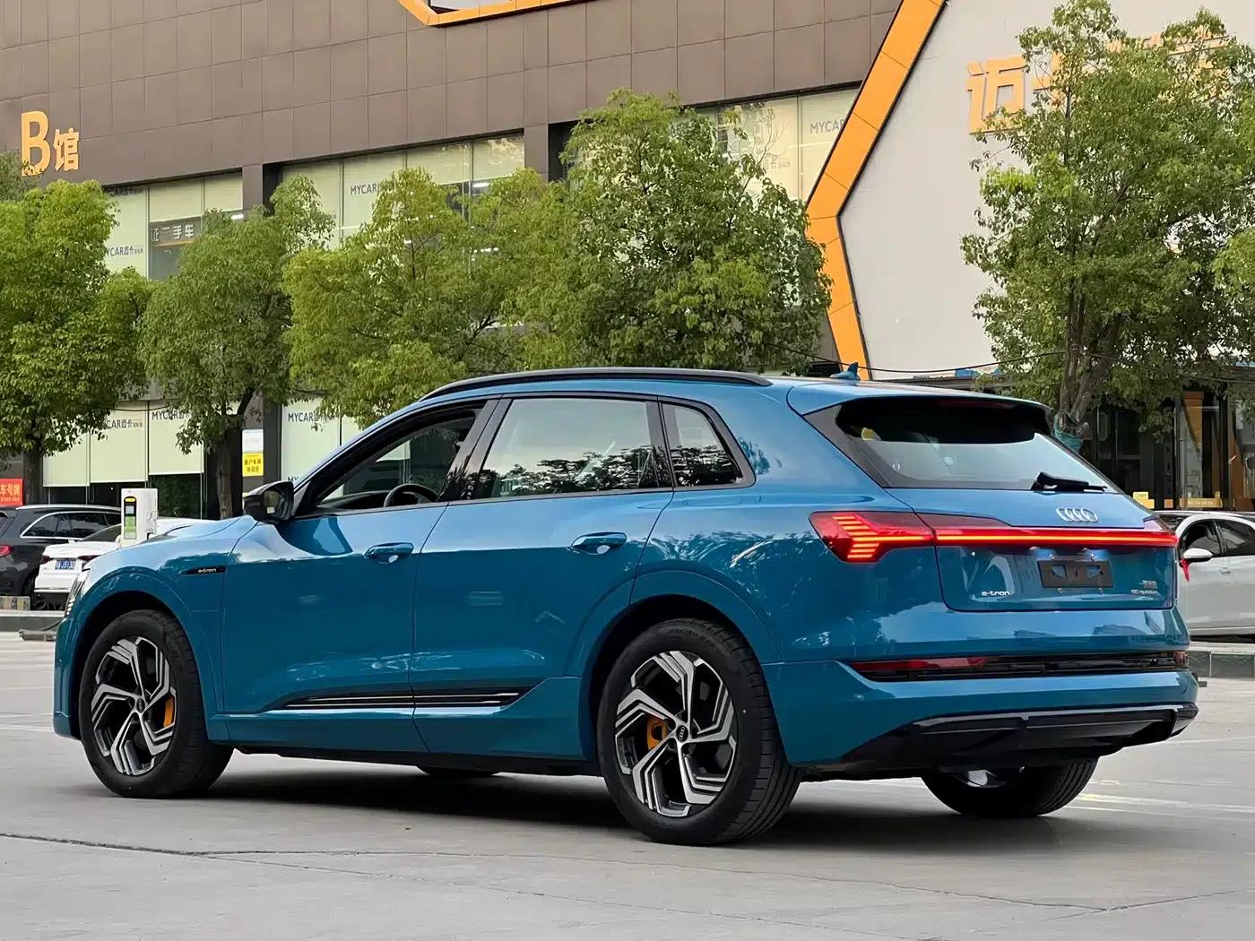 Audi e-tron 2021 50 quattro Premium Edition — миниатюра 3