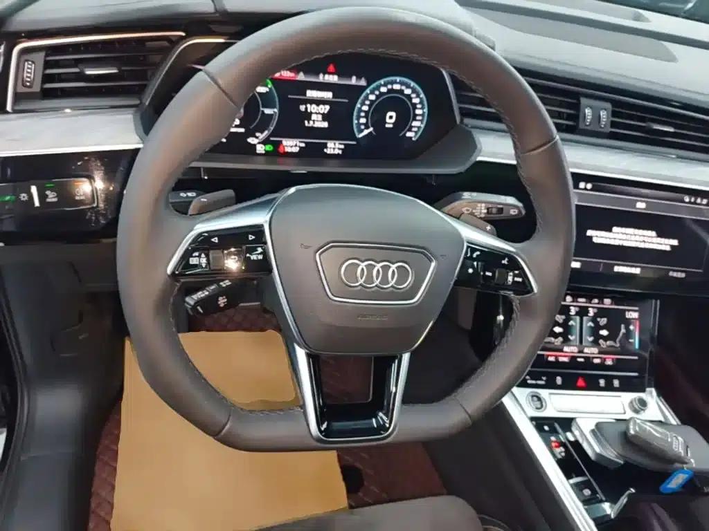 Audi e-tron 2021 50 quattro Premium Edition — миниатюра 11