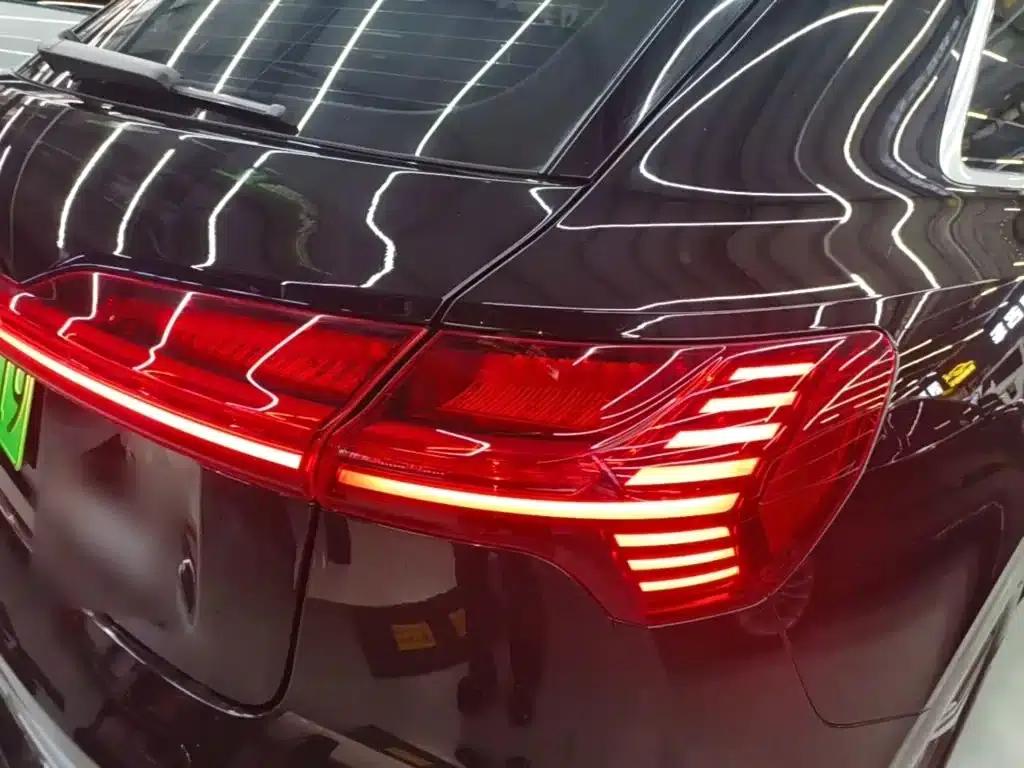 Audi e-tron 2021 50 quattro Premium Edition — миниатюра 8