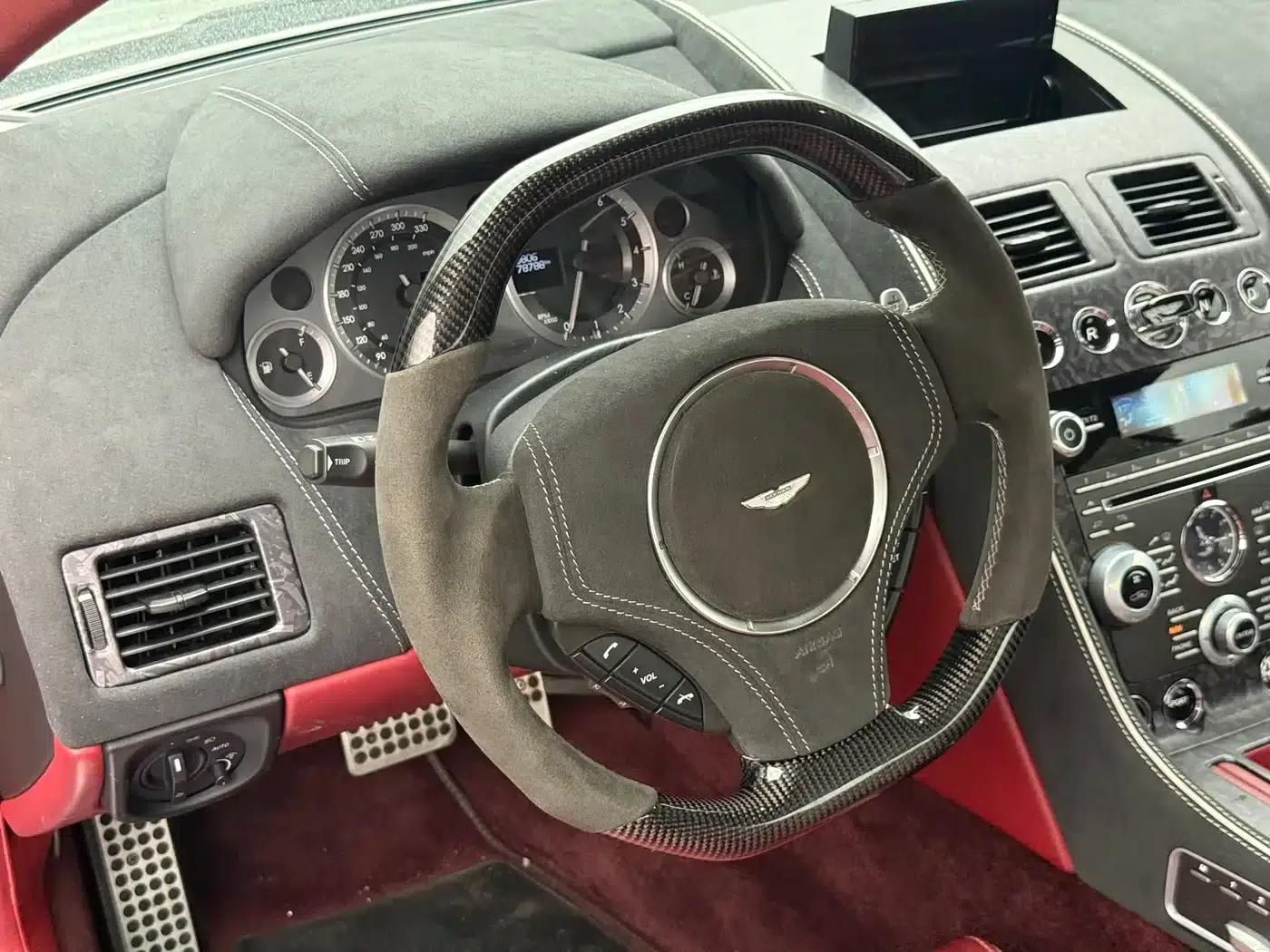 Aston Martin DB9 2013 6.0L Coupe — миниатюра 9