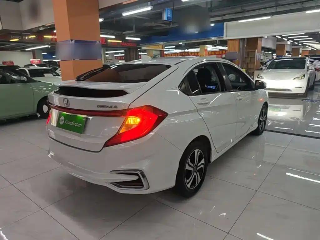2017 Honda Crider 1.5L CVT Comfort Edition — миниатюра 7