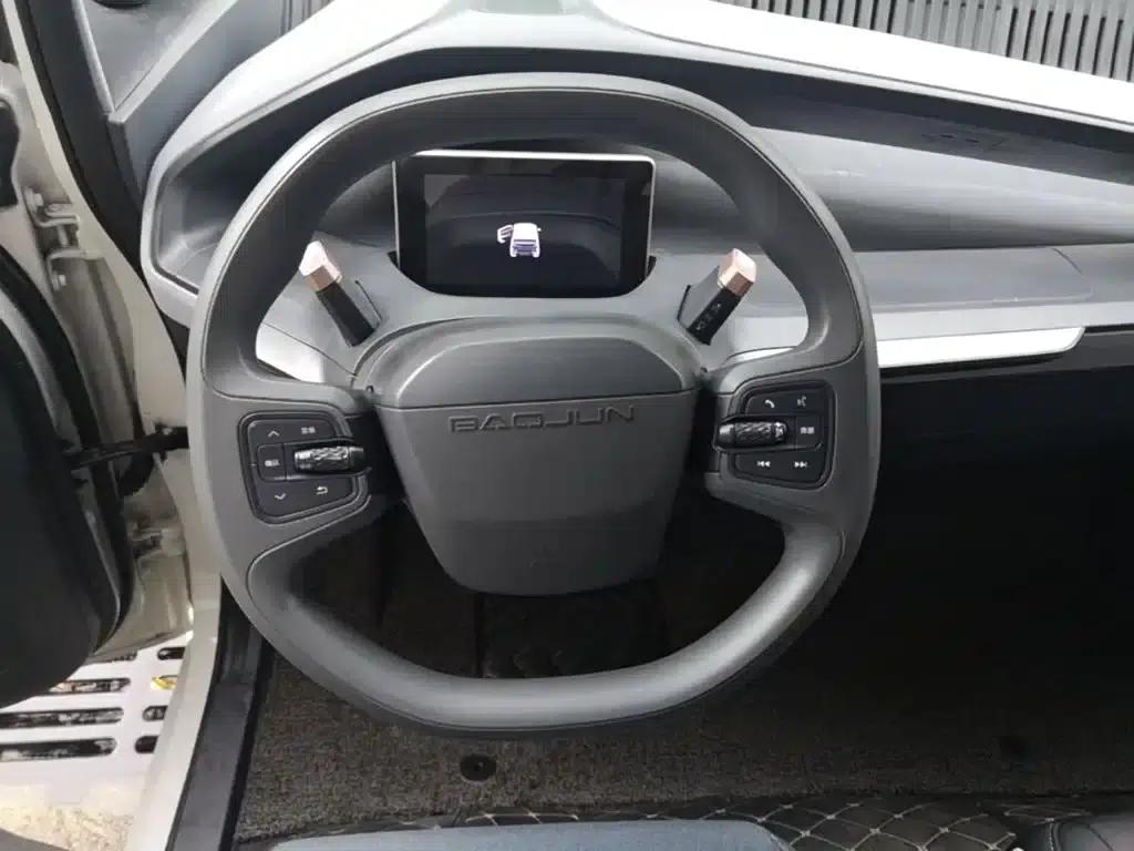 Baojun E200 2020 Model 305KM Smart Edition — миниатюра 11