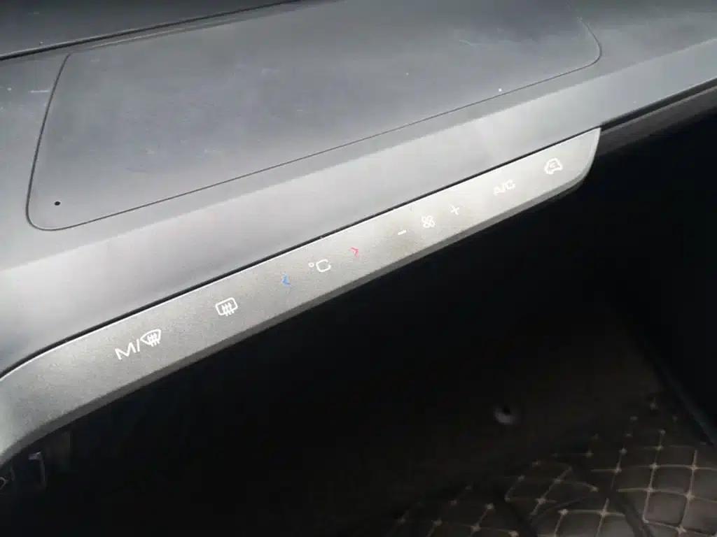 Baojun E200 2020 Model 305KM Smart Edition — миниатюра 13