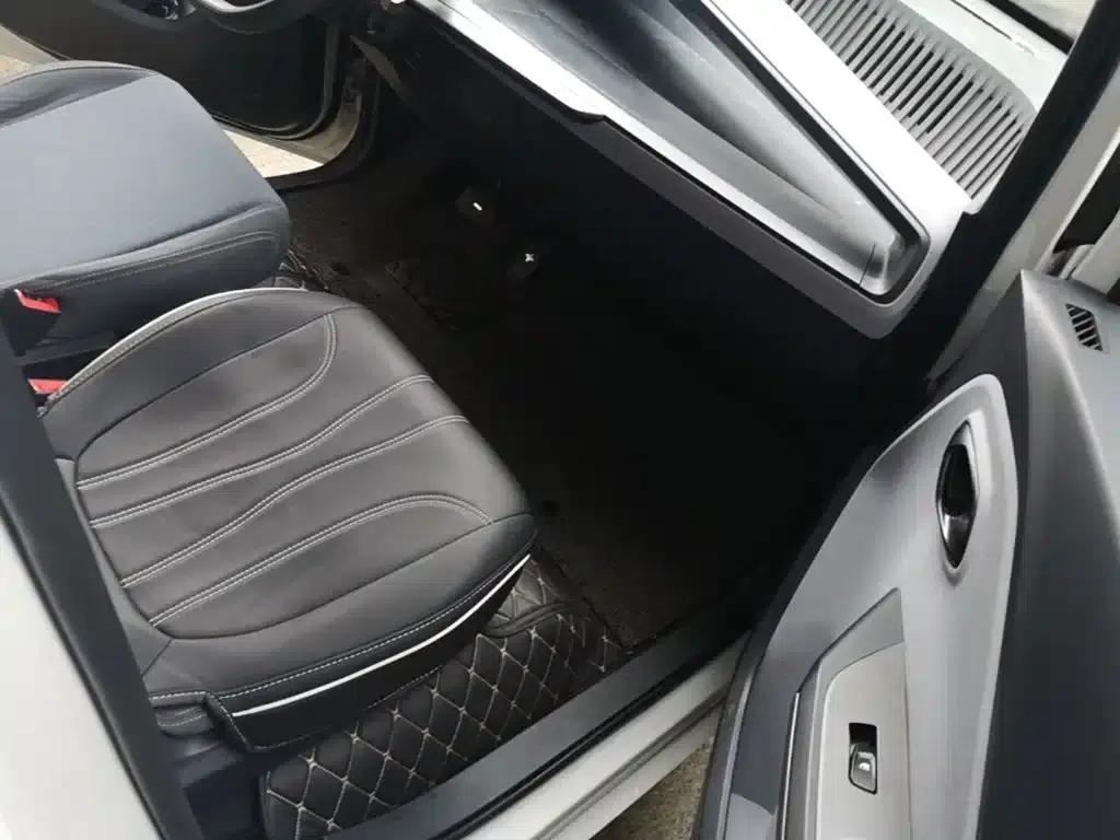 Baojun E200 2020 Model 305KM Smart Edition — миниатюра 25
