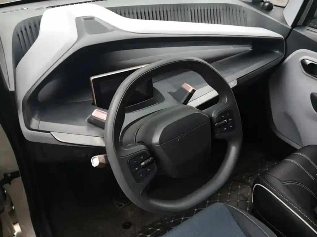 Baojun E200 2020 Model 305KM Smart Edition — миниатюра 10
