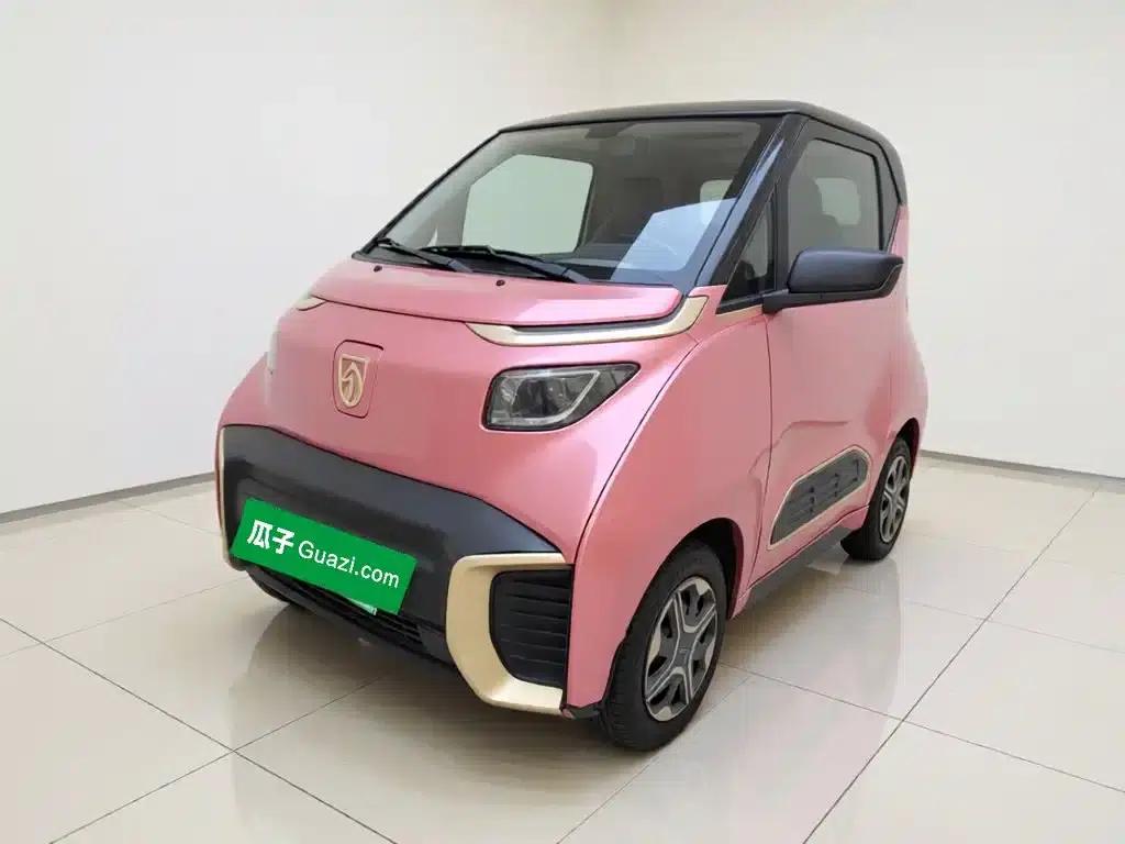 Baojun E200 2019 Model 250KM Smart Edition — миниатюра 1