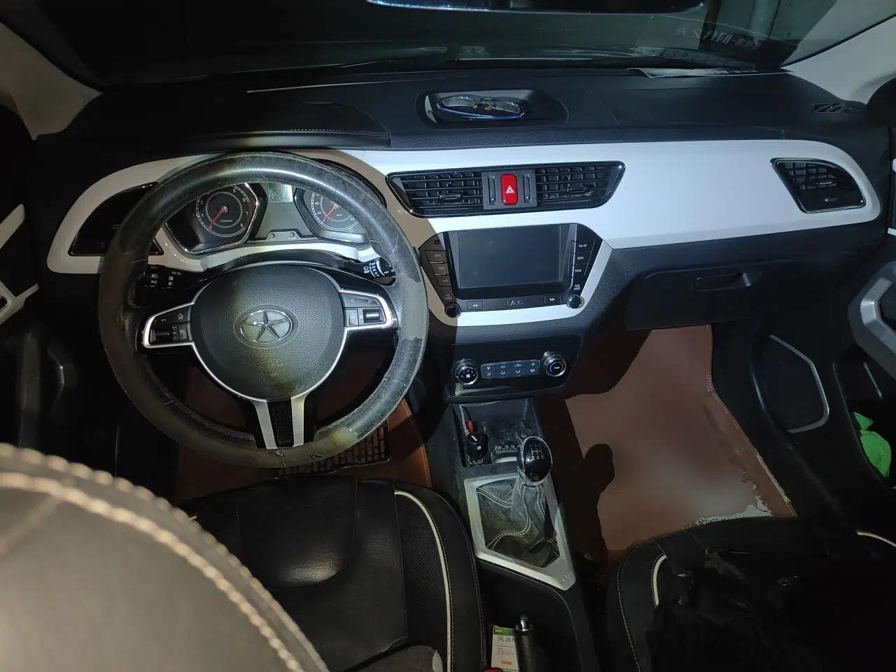 JAC Group Refine S2 2015 1.5L Manual Luxury Smart Model — миниатюра 9
