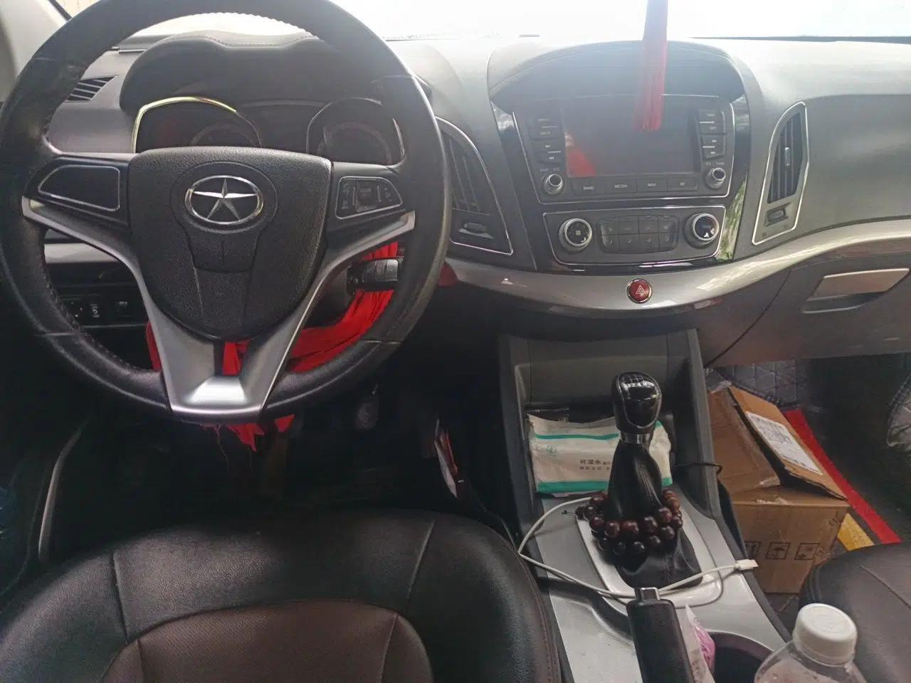 JAC Group Refine S5 2015 2.0L Manual Luxury Edition — миниатюра 9