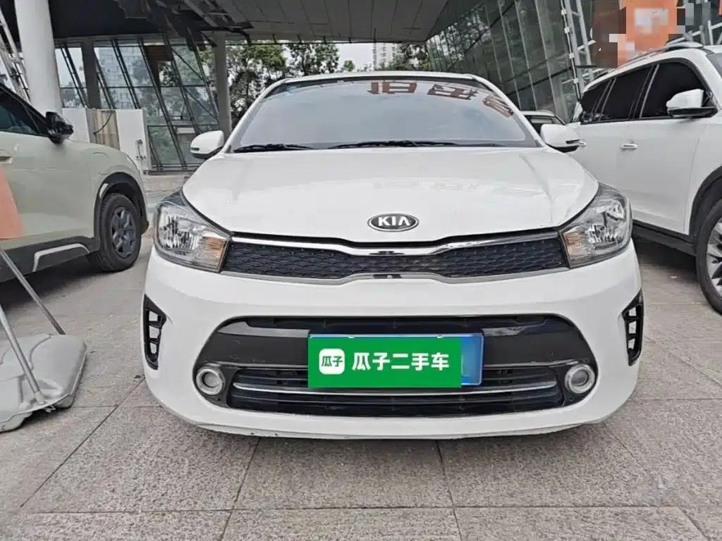 Kia K2 2017 1.4L Automatic Smart Edition Value — миниатюра 3