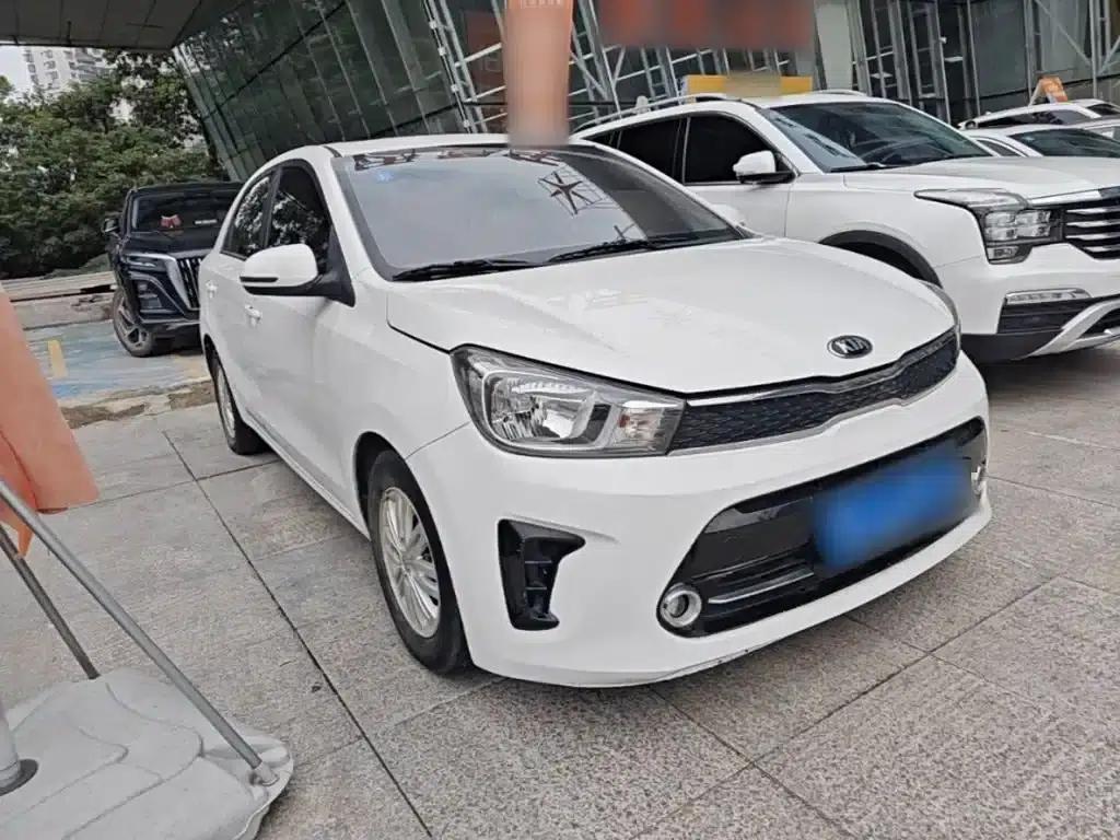 Kia K2 2017 1.4L Automatic Smart Edition Value — миниатюра 4