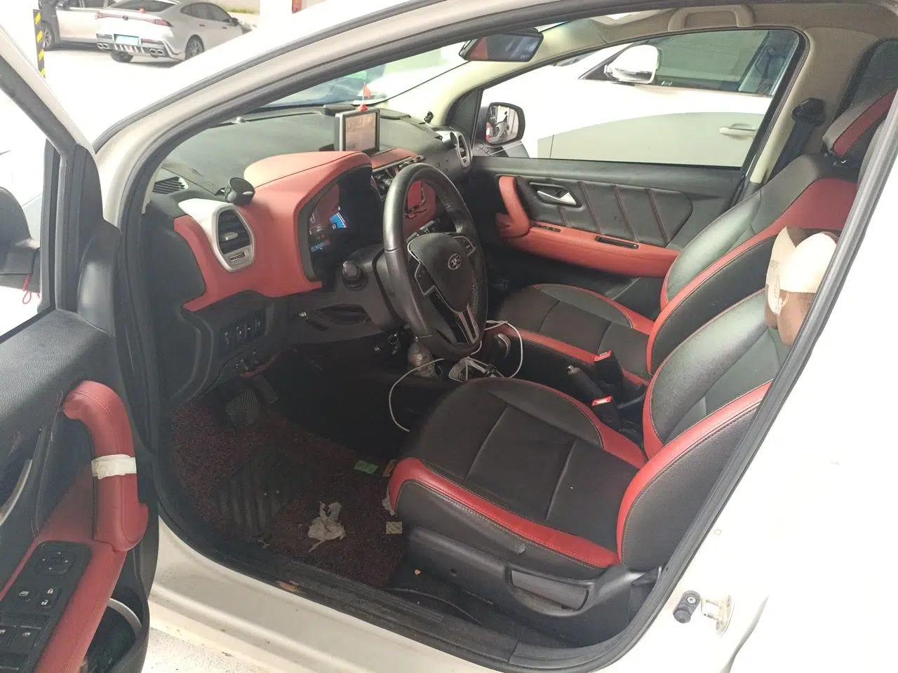 JAC Group iEV6E 2018 Upgraded Edition iEV6E Luxury Smart Model — миниатюра 16