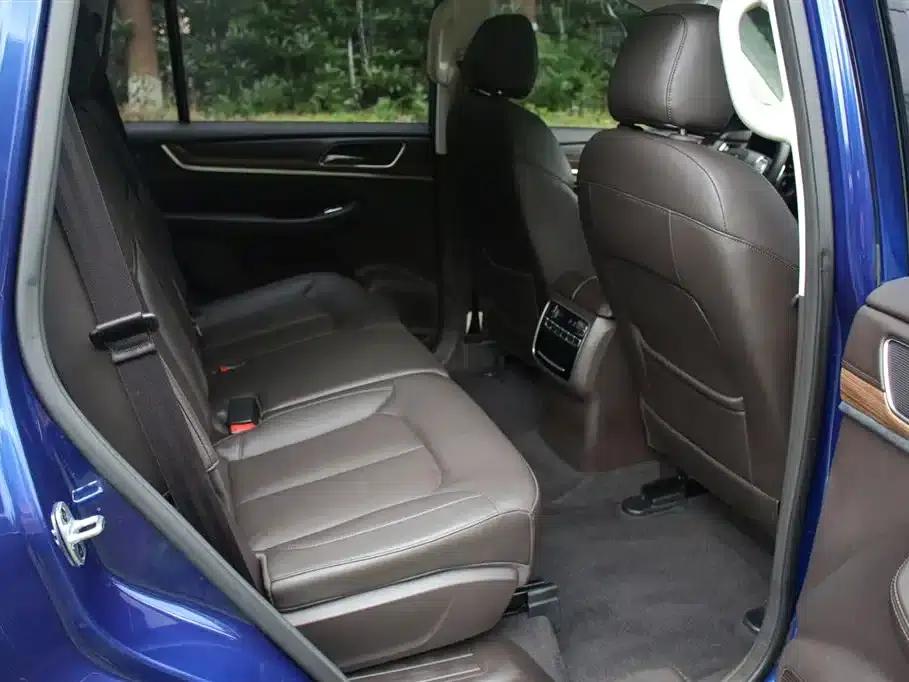 Roewe RX8 2018 30T Intelligent Internet Two-Wheel Drive Flagship Edition — миниатюра 11