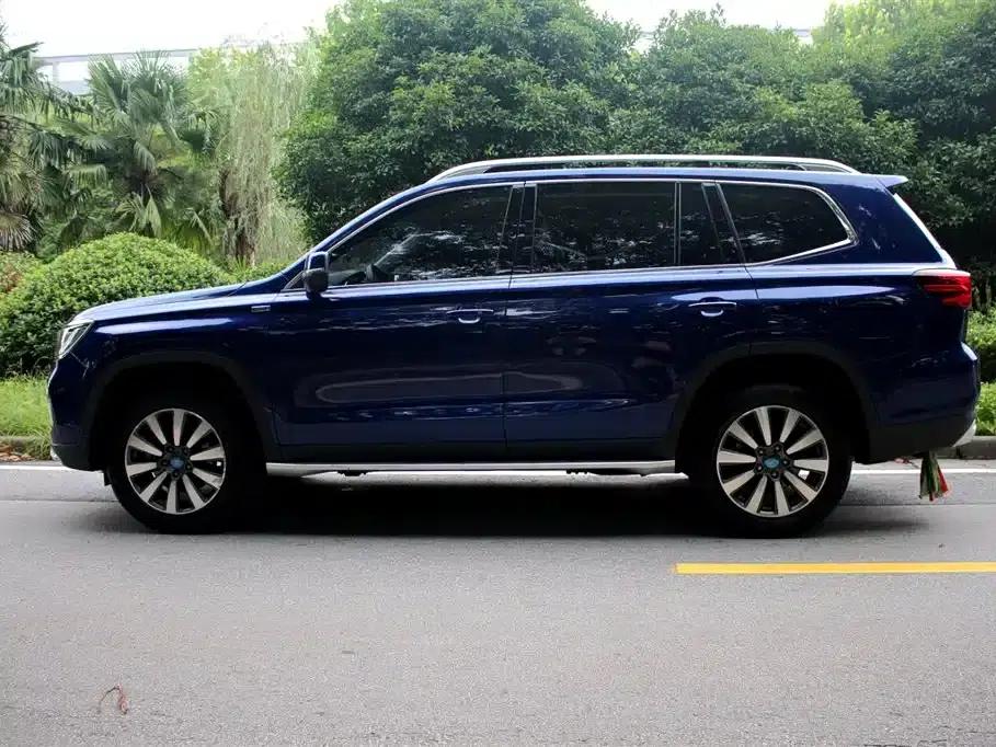 Roewe RX8 2018 30T Intelligent Internet Two-Wheel Drive Flagship Edition — миниатюра 4